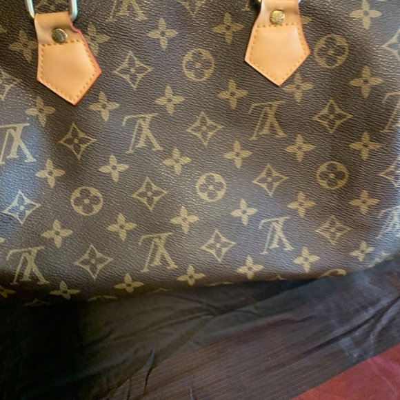 Louis Vuitton tote - Picture 6 of 6